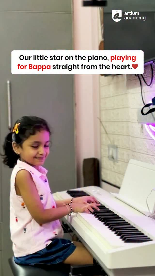 6-Year-Old Learner Vaishnavi Plays Ekadantaya Vakratundaya on Piano