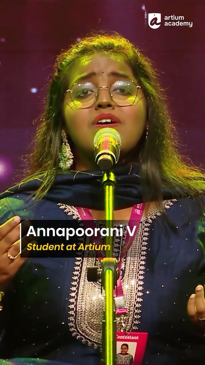 Learner Sings Carnatic Kriti for Maestro Aruna Sairam
